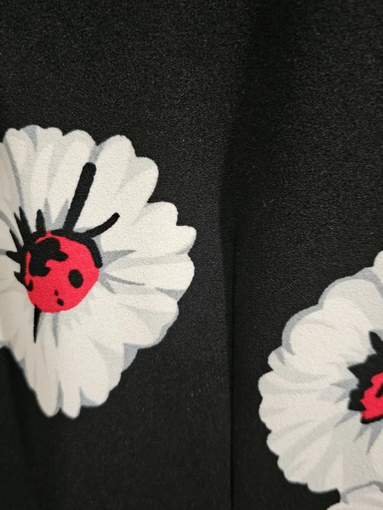 Black Floral A-Line Dress Size M Back Daisy Print  Fit & Flare Minimalist Retro - Picture 9 of 14